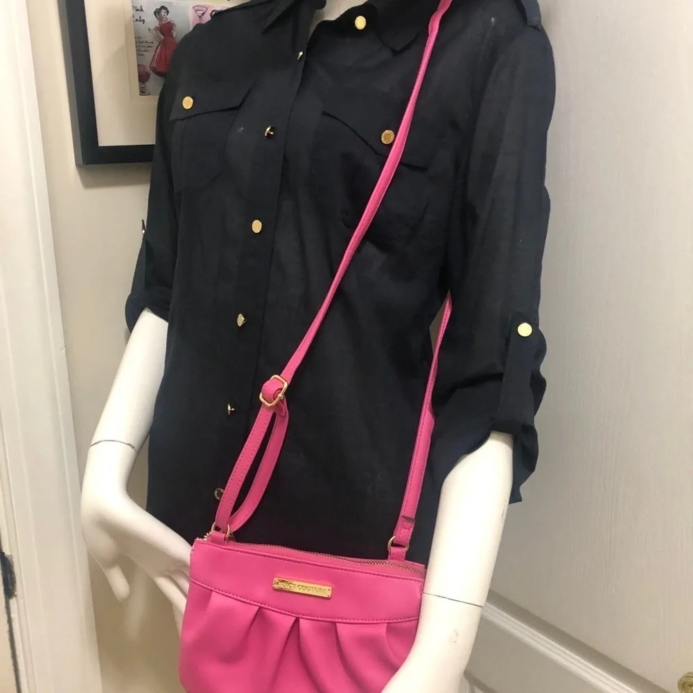 juicy couture Beautiful hot pink cross body new
